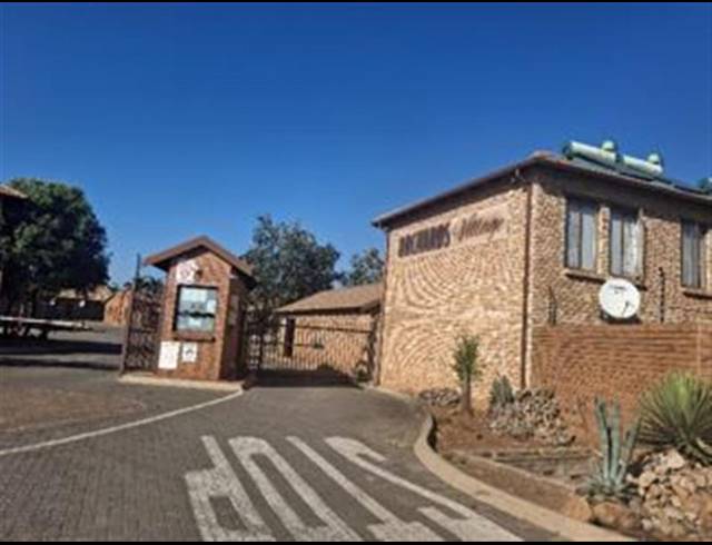 2 BEDROOM APARTMENT FOR SALE IN THE ORCHARDS